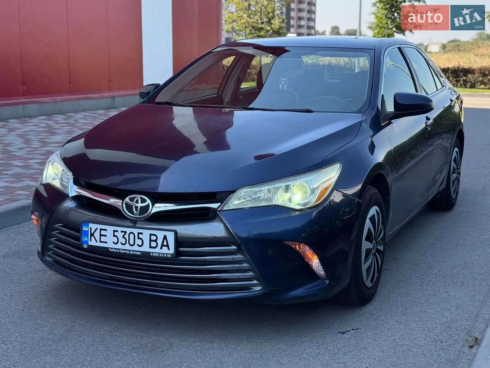 2016 Toyota Camry - мініатюра 8