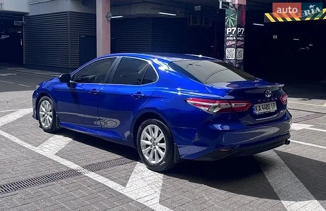 2017 Toyota Camry - мініатюра 6