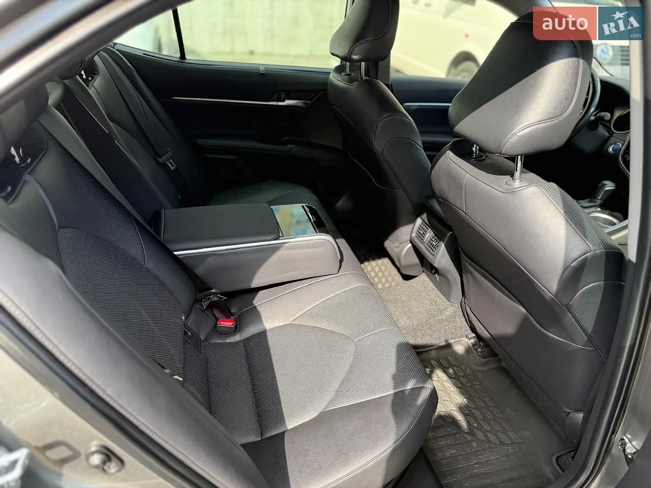 2021 Toyota Camry - мініатюра 5