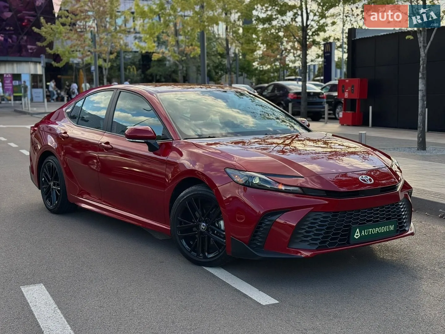 2024 Toyota Camry - мініатюра 2