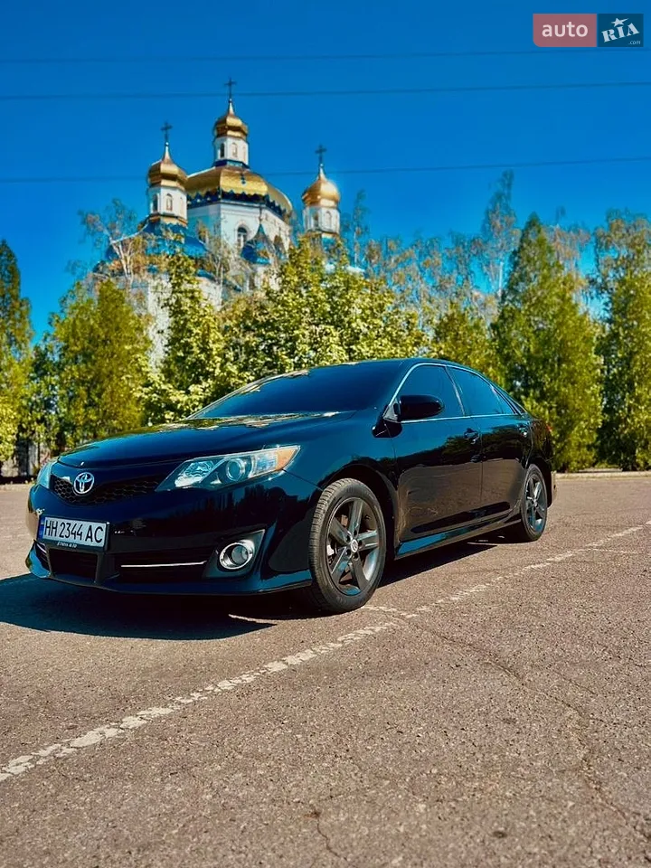 2013 Toyota Camry - мініатюра 11