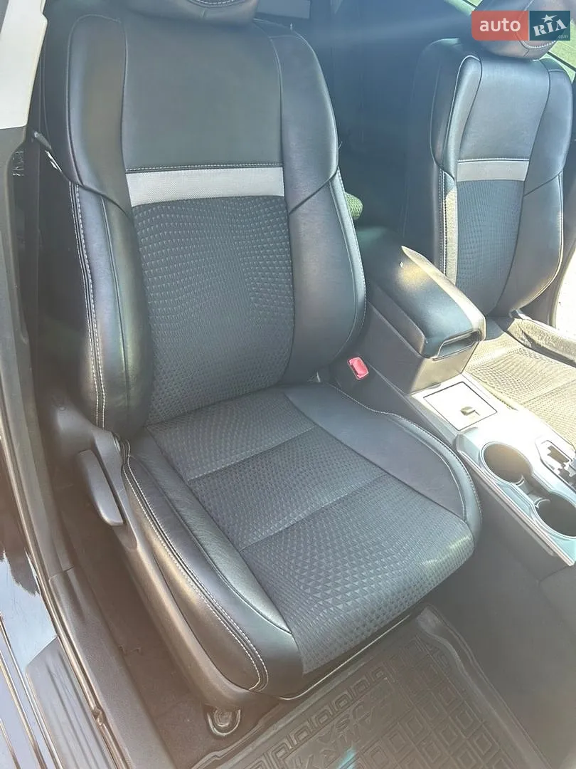 2014 Toyota Camry - мініатюра 11