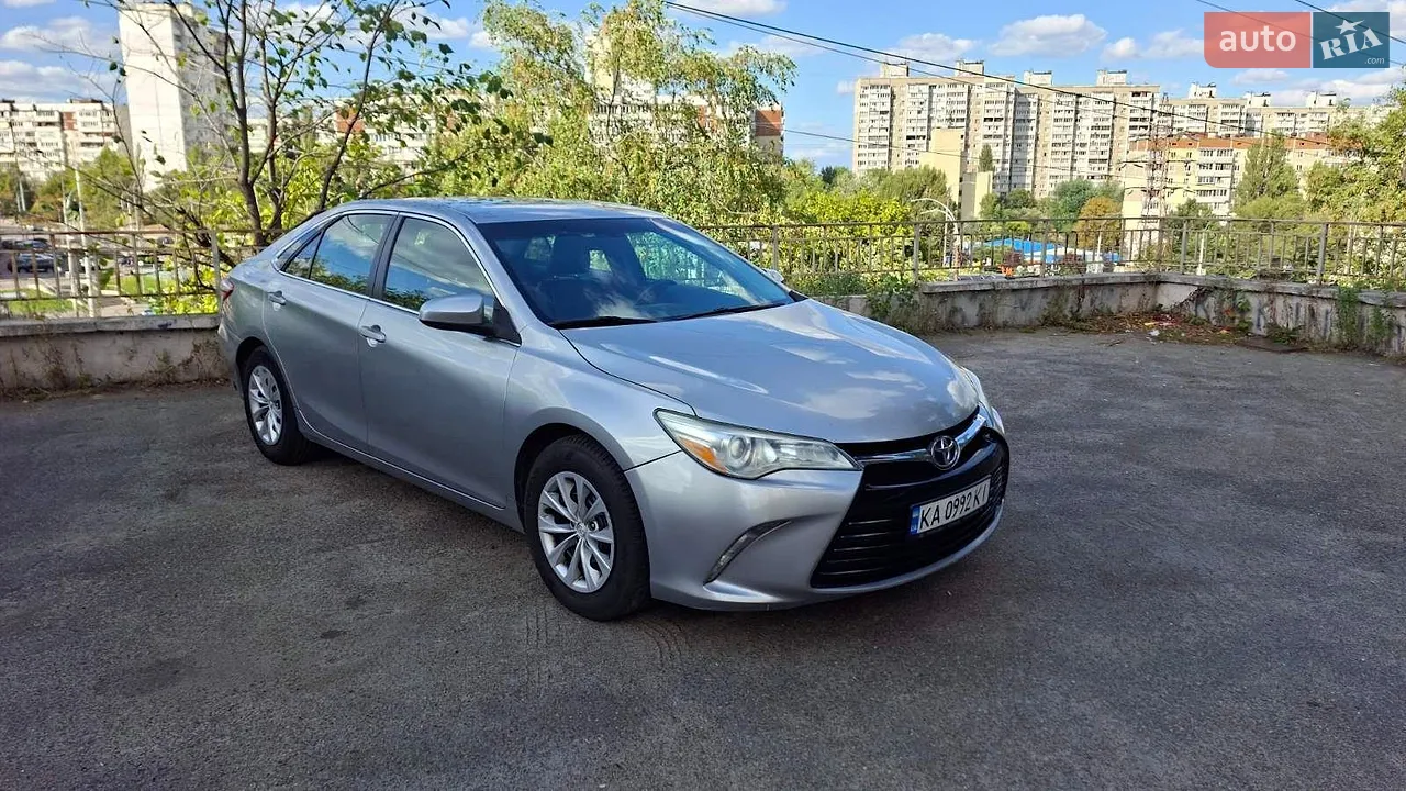 2017 Toyota Camry - мініатюра 18