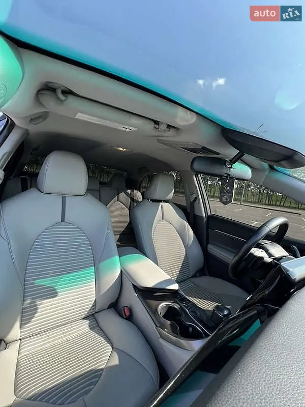 2021 Toyota Camry - мініатюра 9