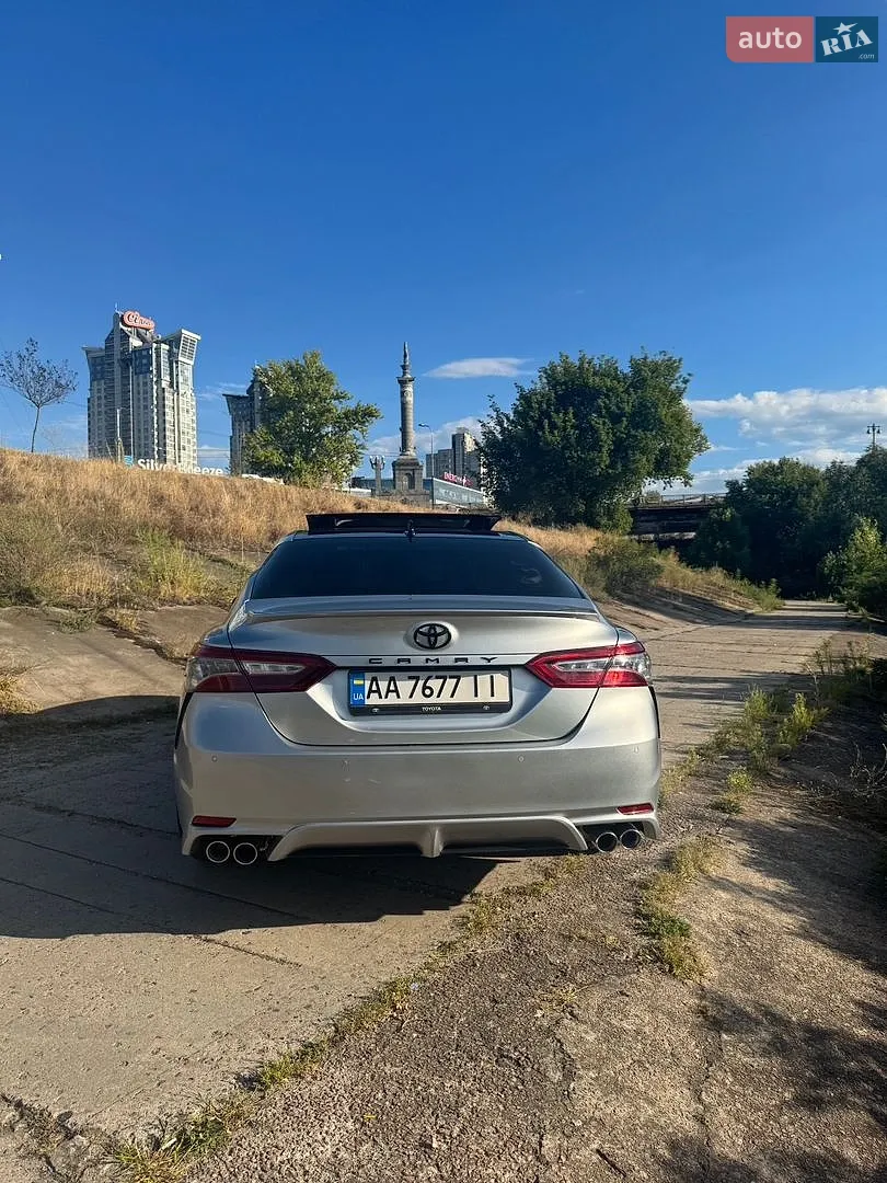 2017 Toyota Camry - мініатюра 6