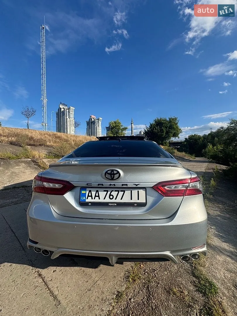 2017 Toyota Camry - мініатюра 7