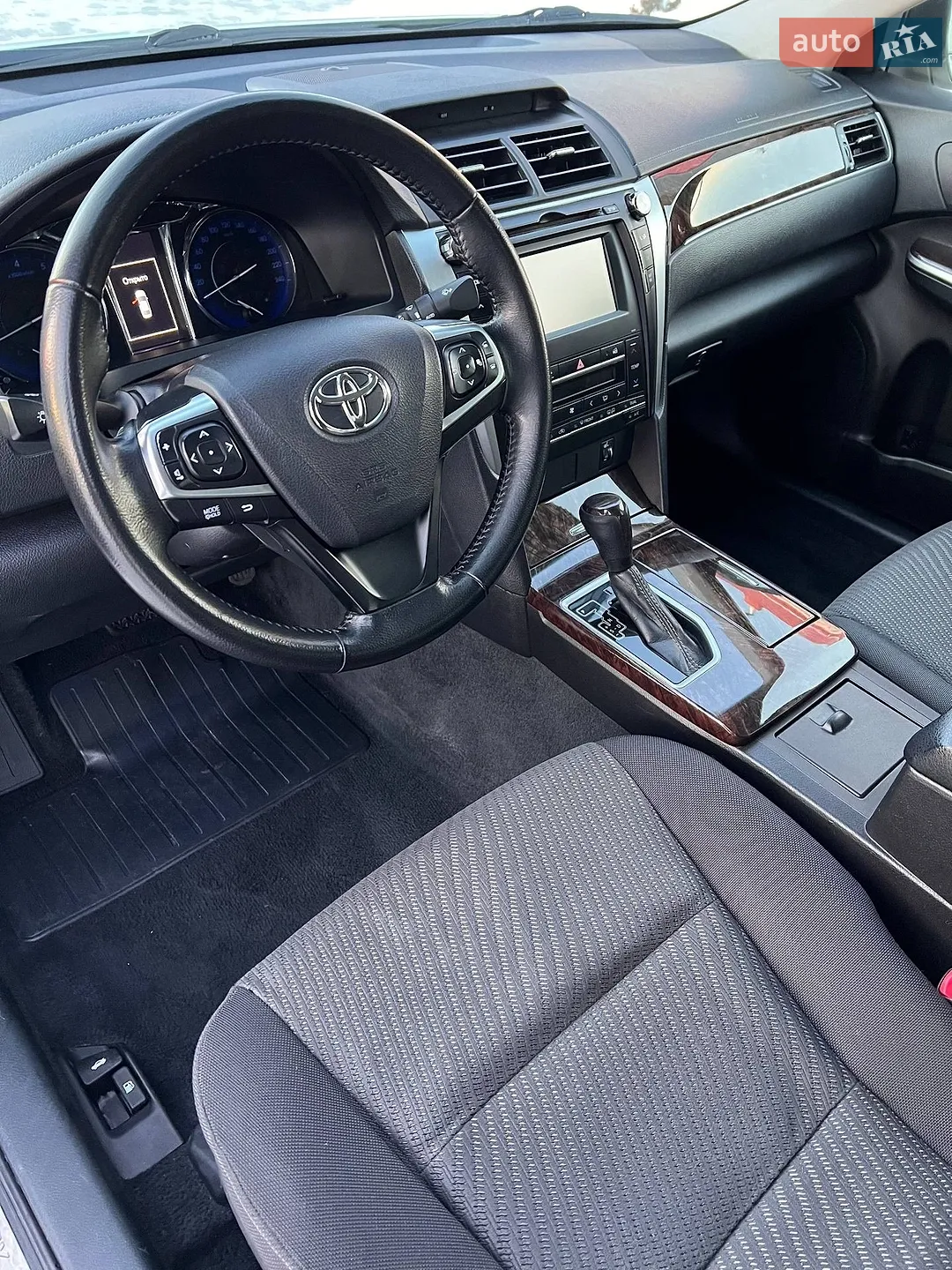 2017 Toyota Camry - мініатюра 31