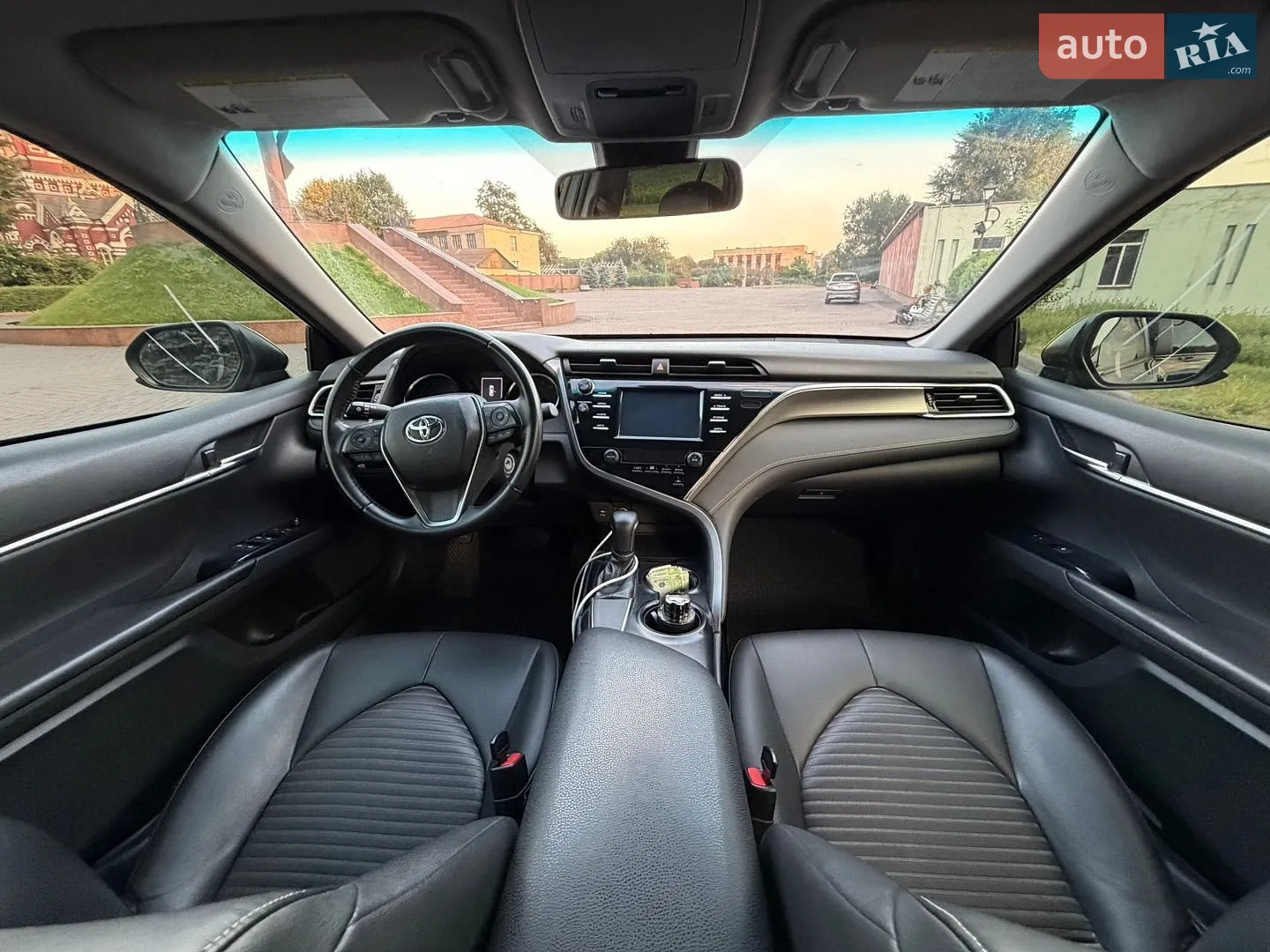 2017 Toyota Camry - мініатюра 23