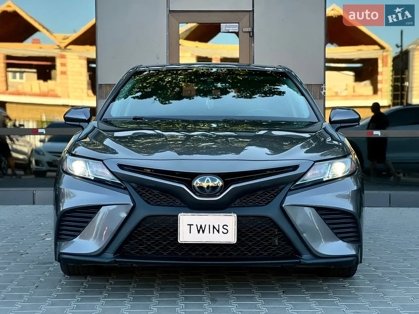 2017 Toyota Camry - мініатюра 2