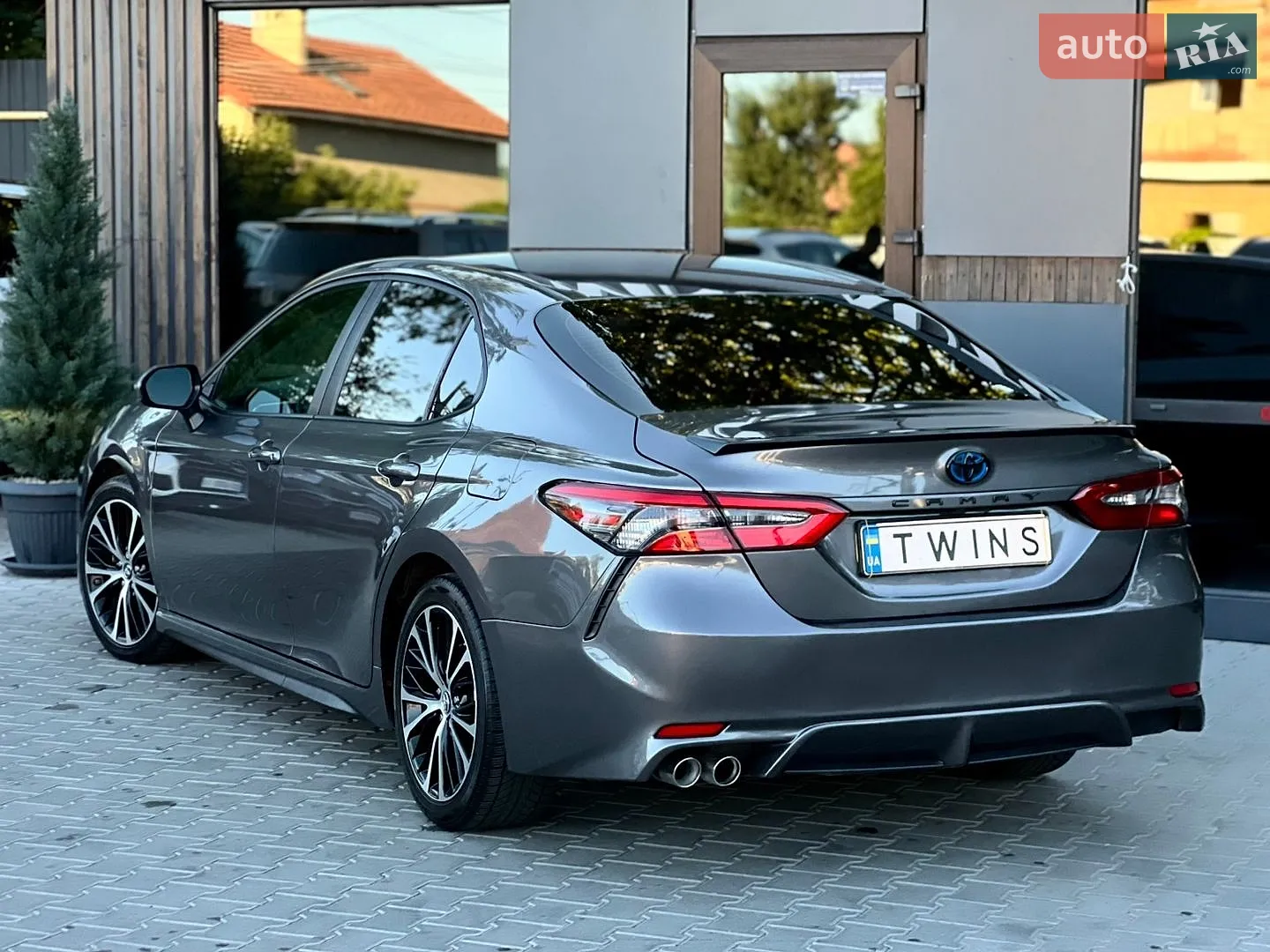 2017 Toyota Camry - мініатюра 6
