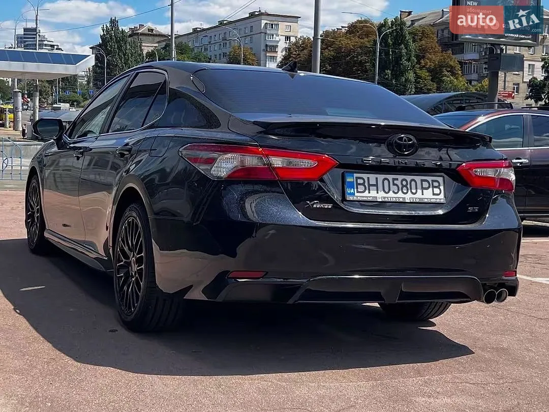 2018 Toyota Camry - мініатюра 13