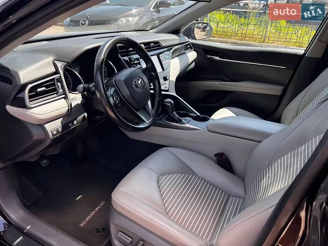 2018 Toyota Camry - мініатюра 15
