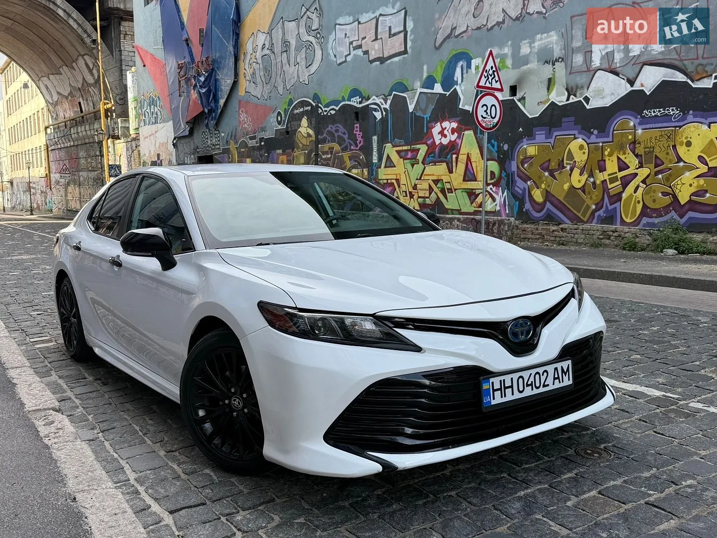 2021 Toyota Camry - мініатюра 3