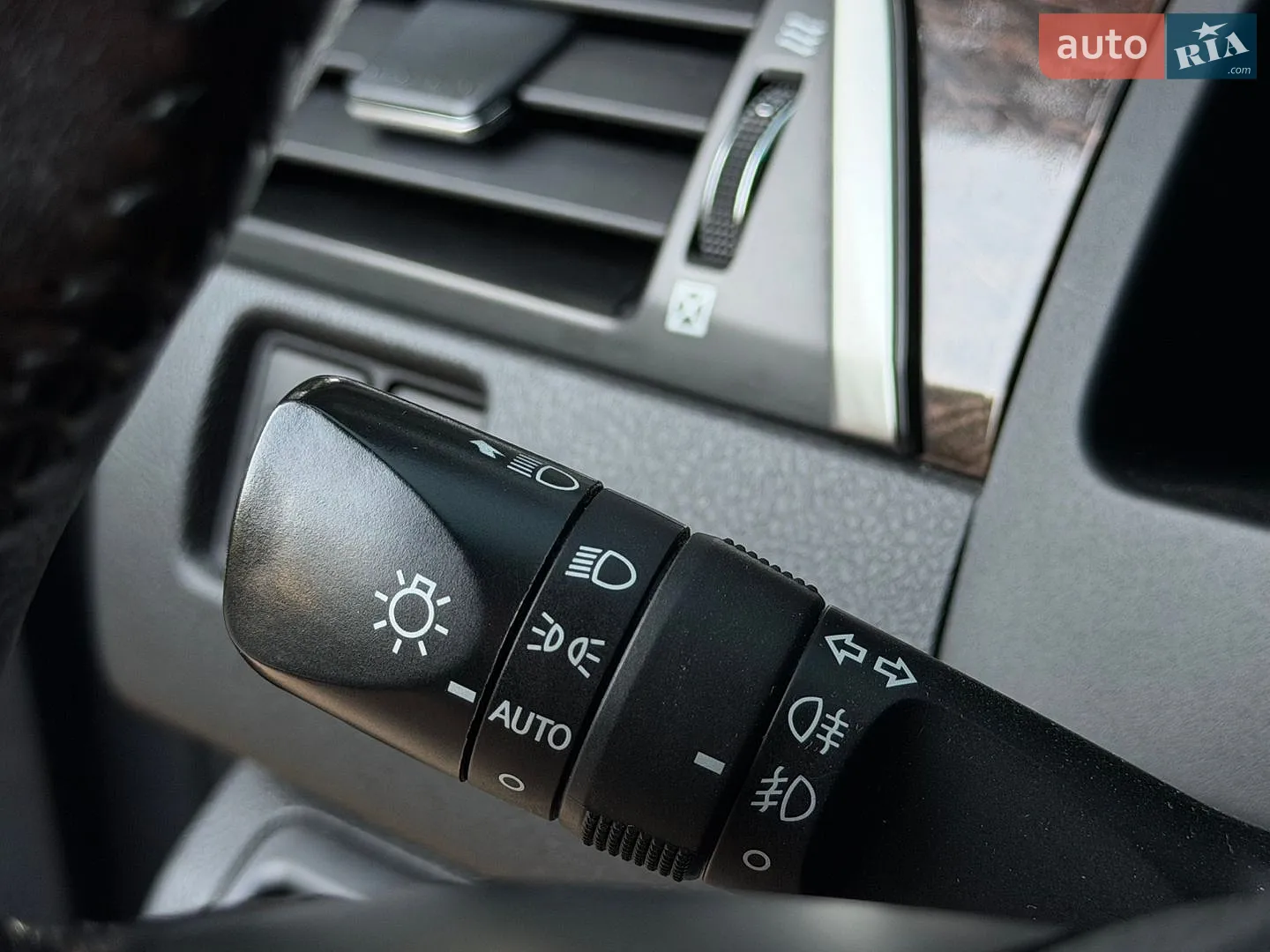 2015 Toyota Camry - мініатюра 30
