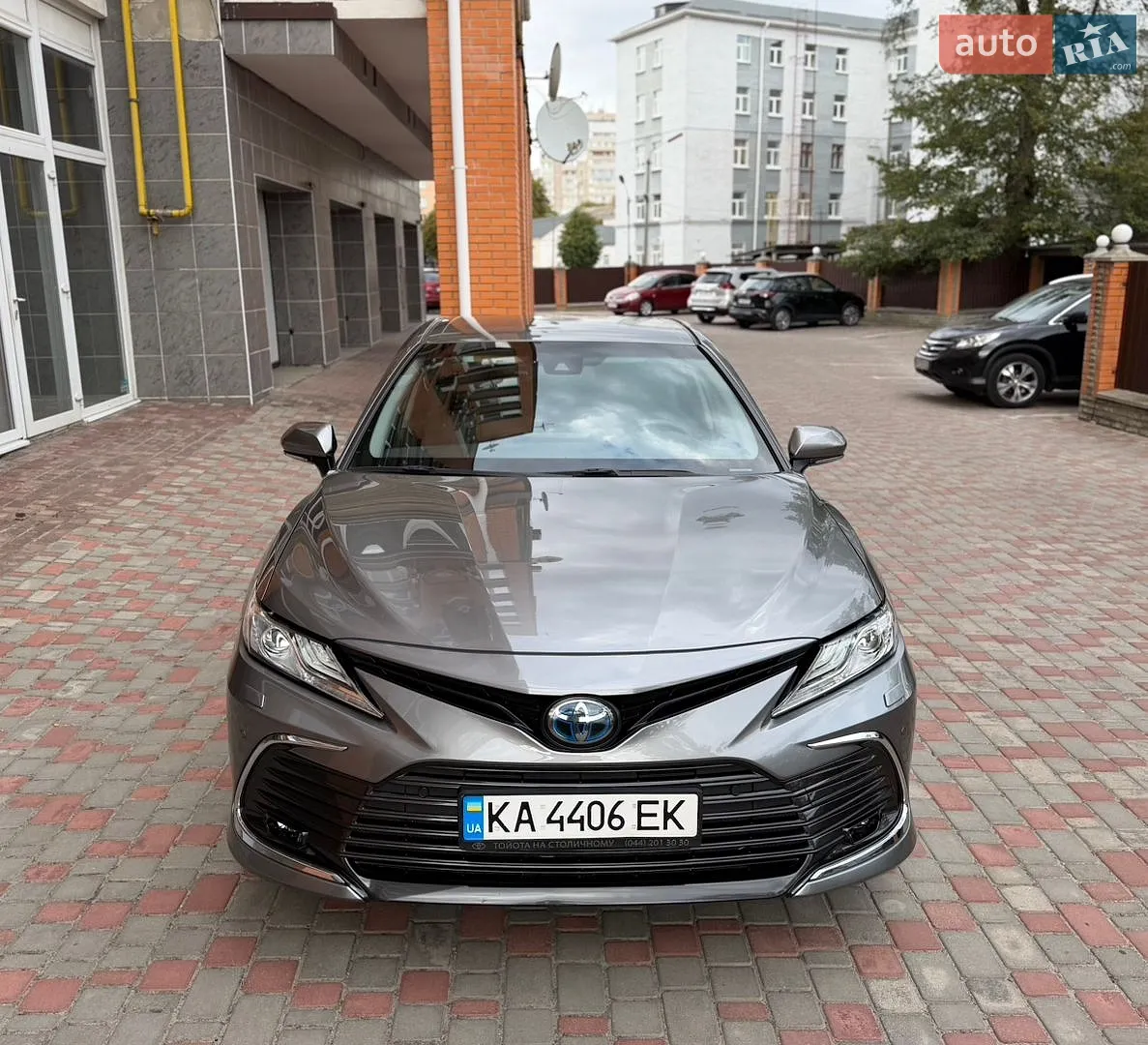 2021 Toyota Camry - мініатюра 2