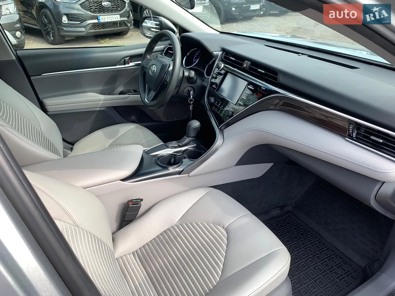 2018 Toyota Camry - мініатюра 31