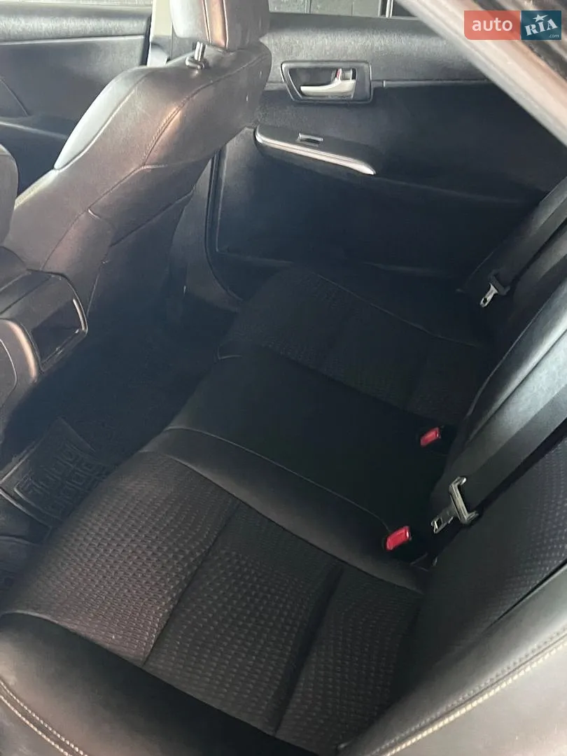 2013 Toyota Camry - мініатюра 4