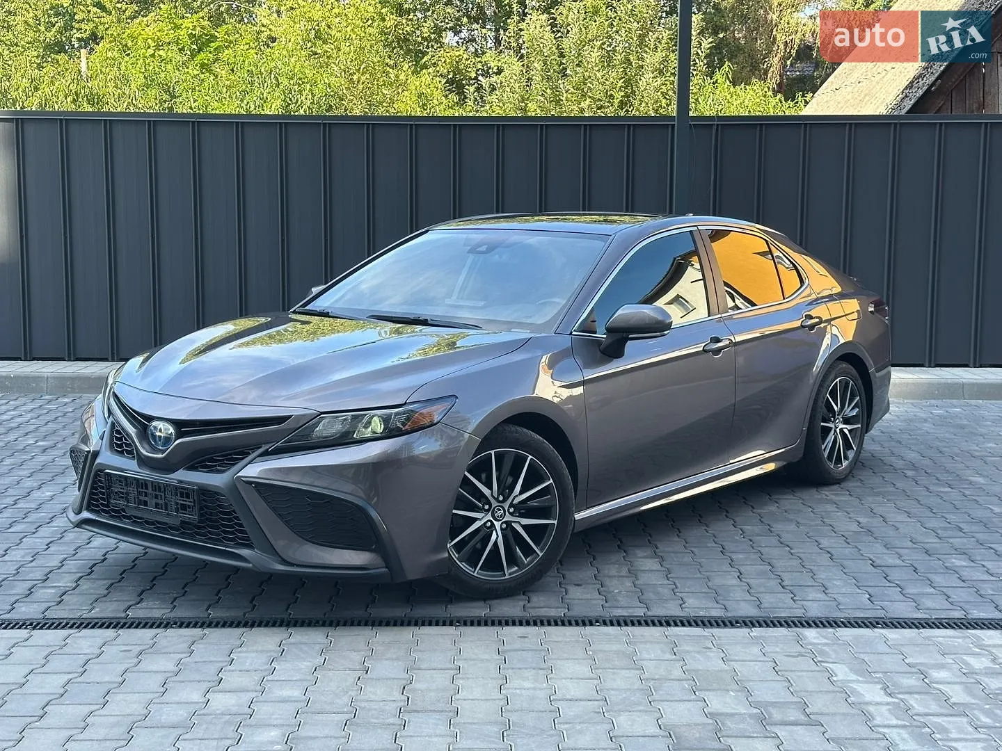 2021 Toyota Camry - фото 1