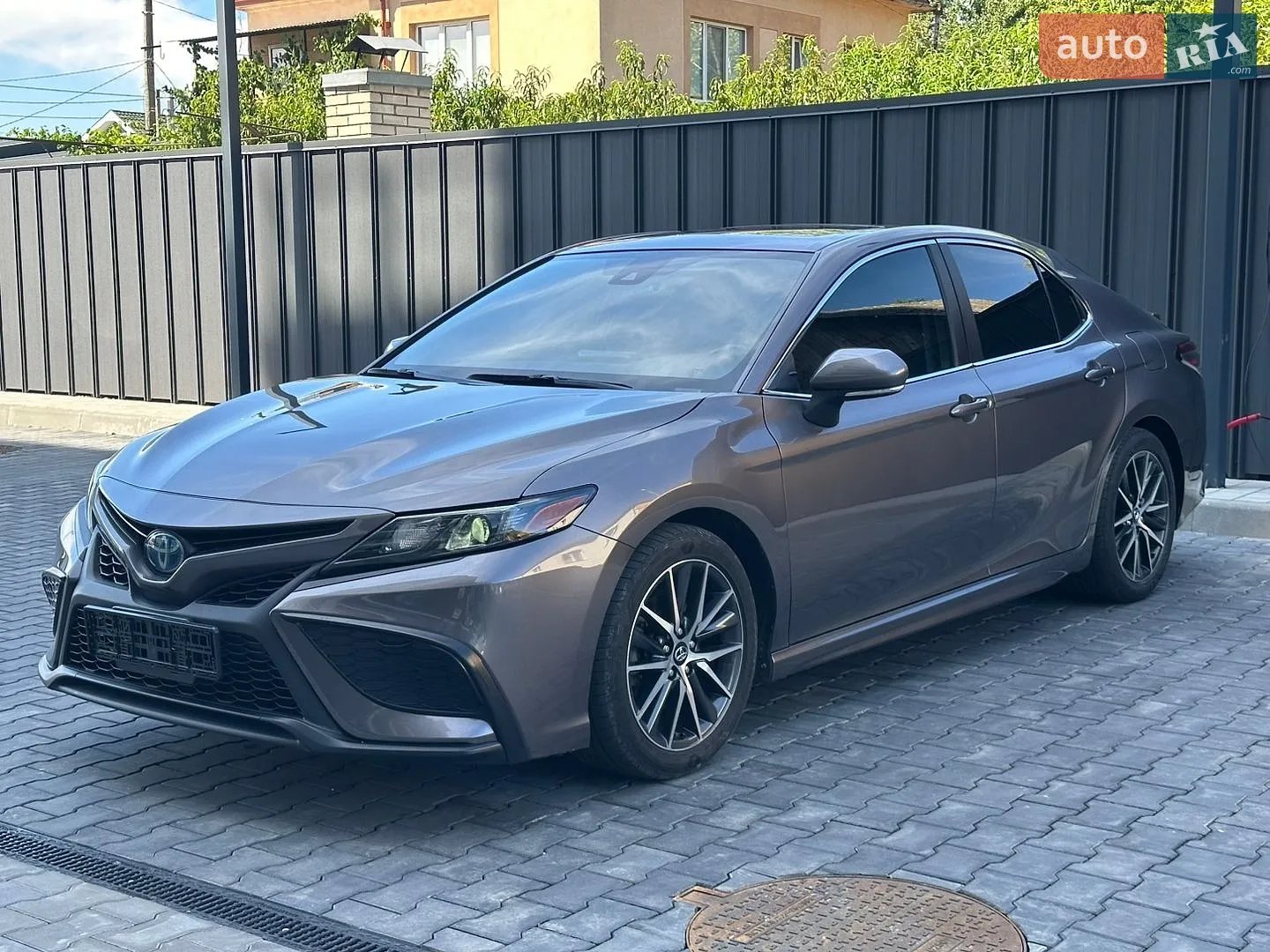 2021 Toyota Camry - мініатюра 2