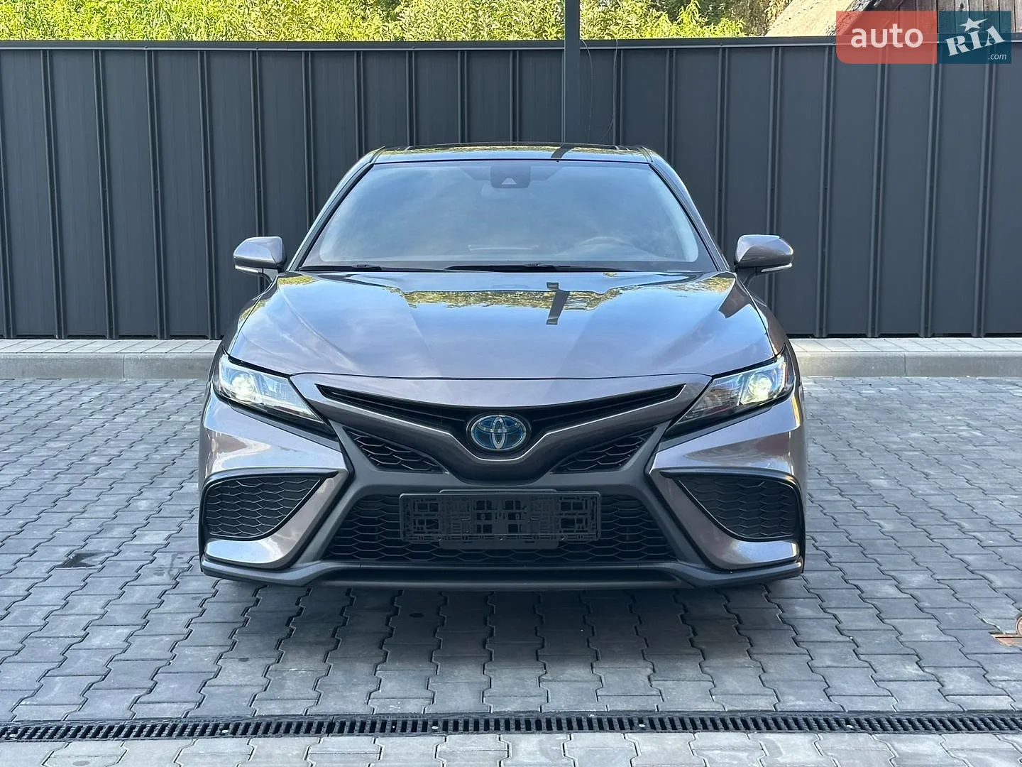 2021 Toyota Camry - мініатюра 3