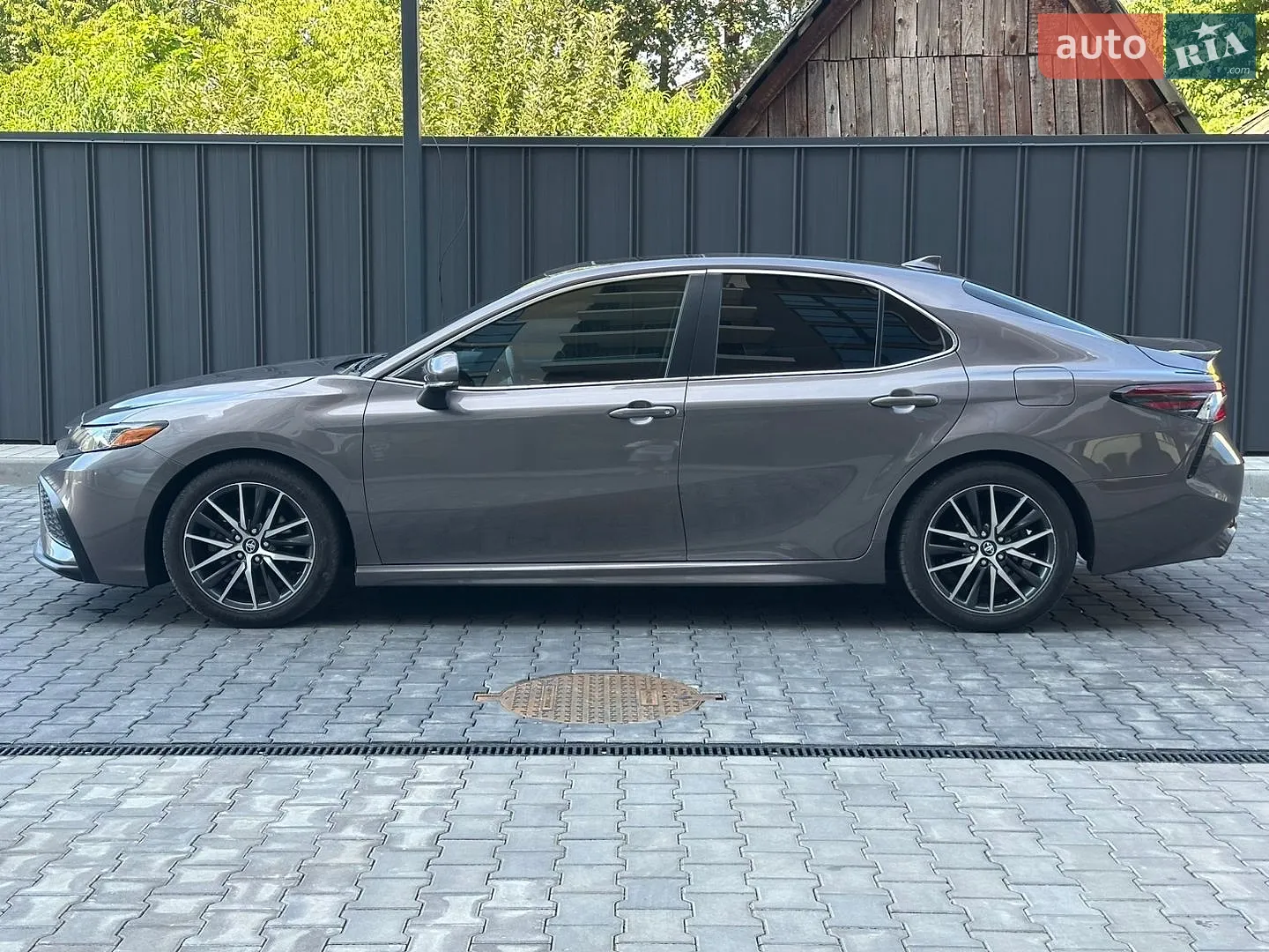 2021 Toyota Camry - мініатюра 9