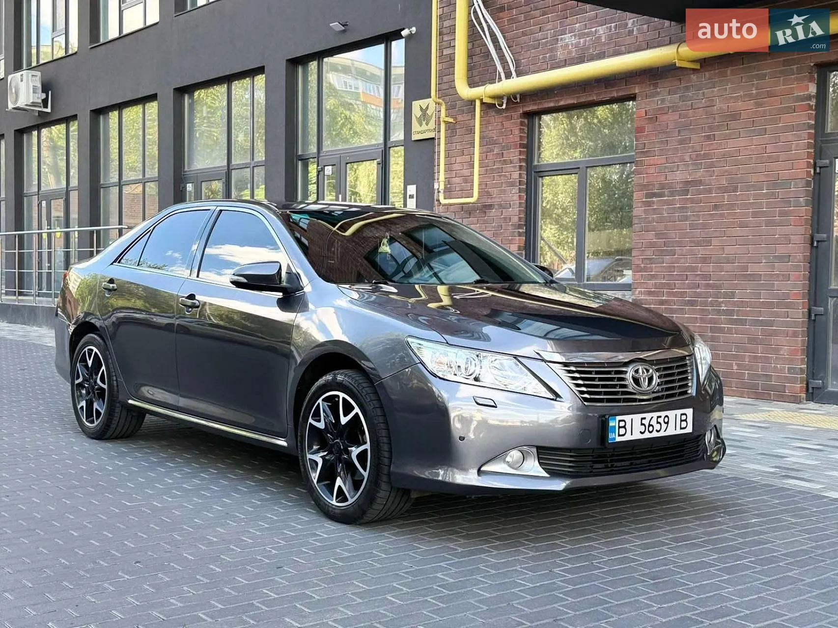 2011 Toyota Camry - мініатюра 3