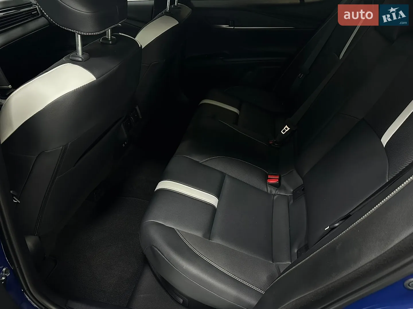 2024 Toyota Camry - мініатюра 32