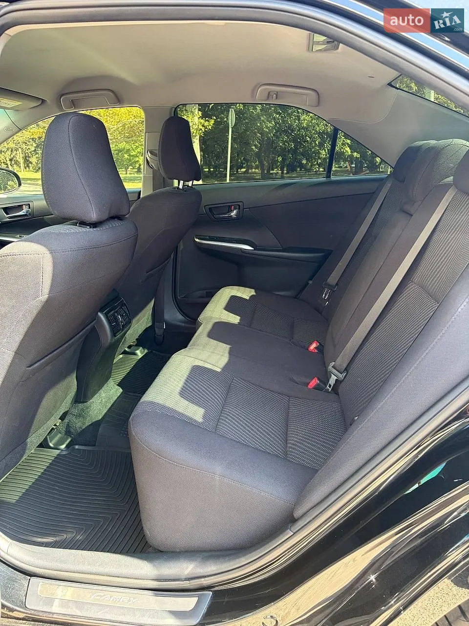2016 Toyota Camry - мініатюра 12