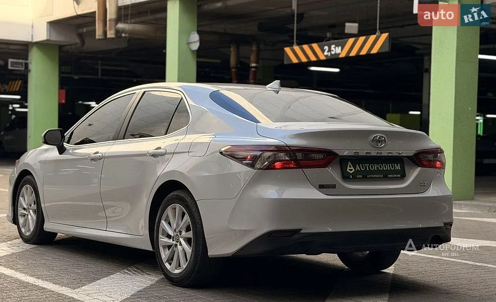 2023 Toyota Camry - мініатюра 9