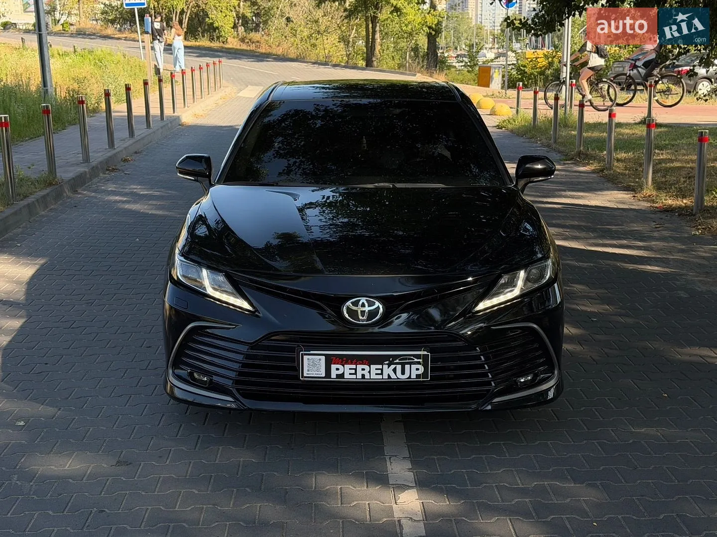 2021 Toyota Camry - мініатюра 2