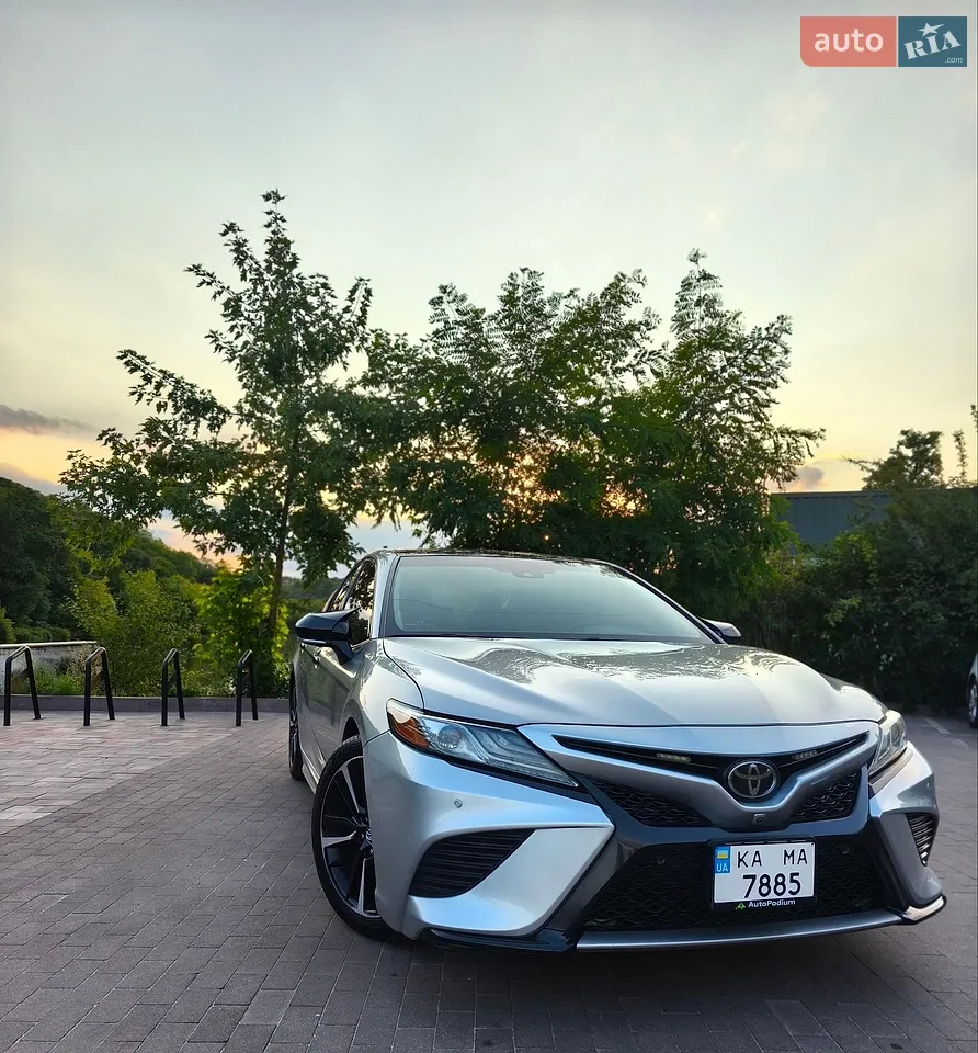 2019 Toyota Camry - мініатюра 11