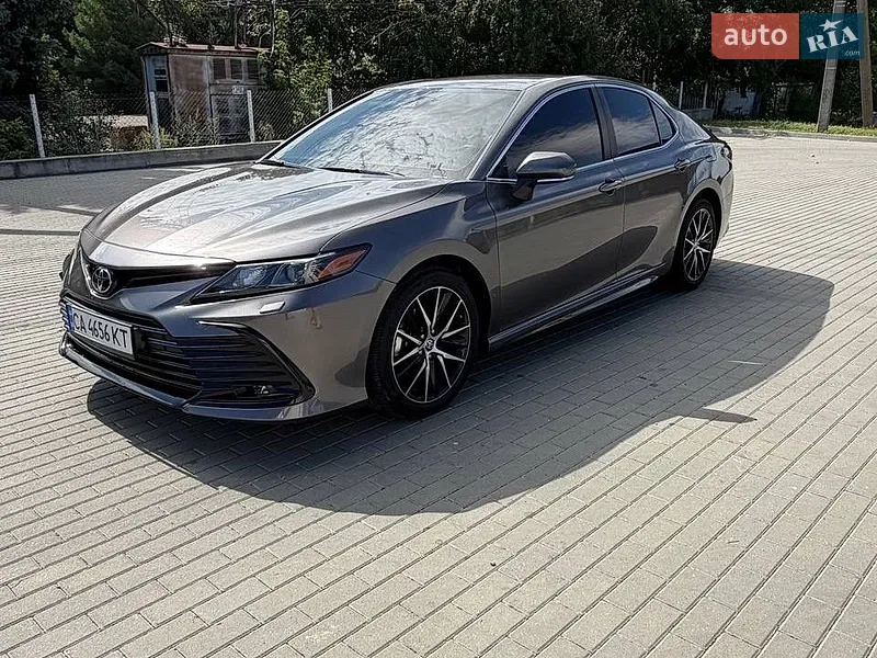 Toyota Camry 2023