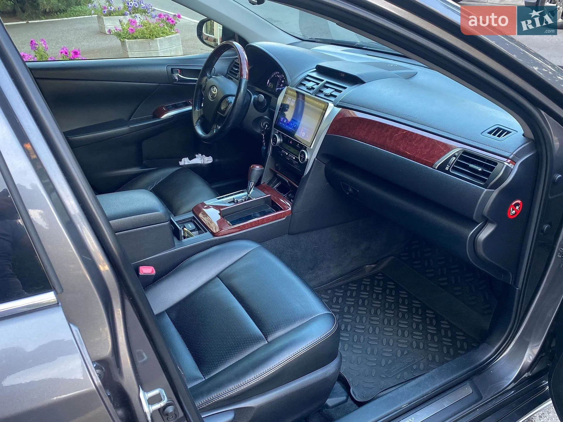 2013 Toyota Camry - мініатюра 27