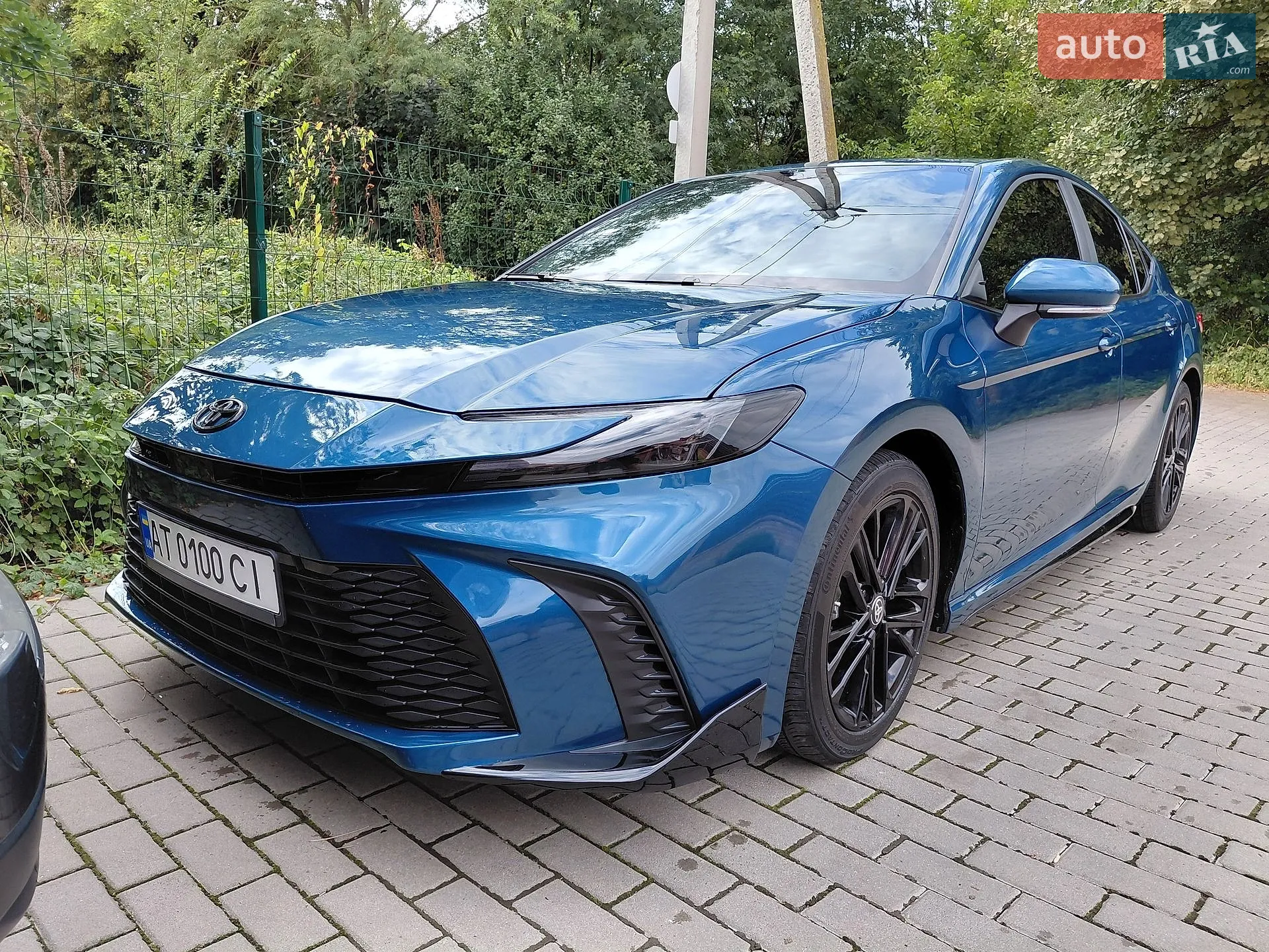 2025 Toyota Camry - мініатюра 2