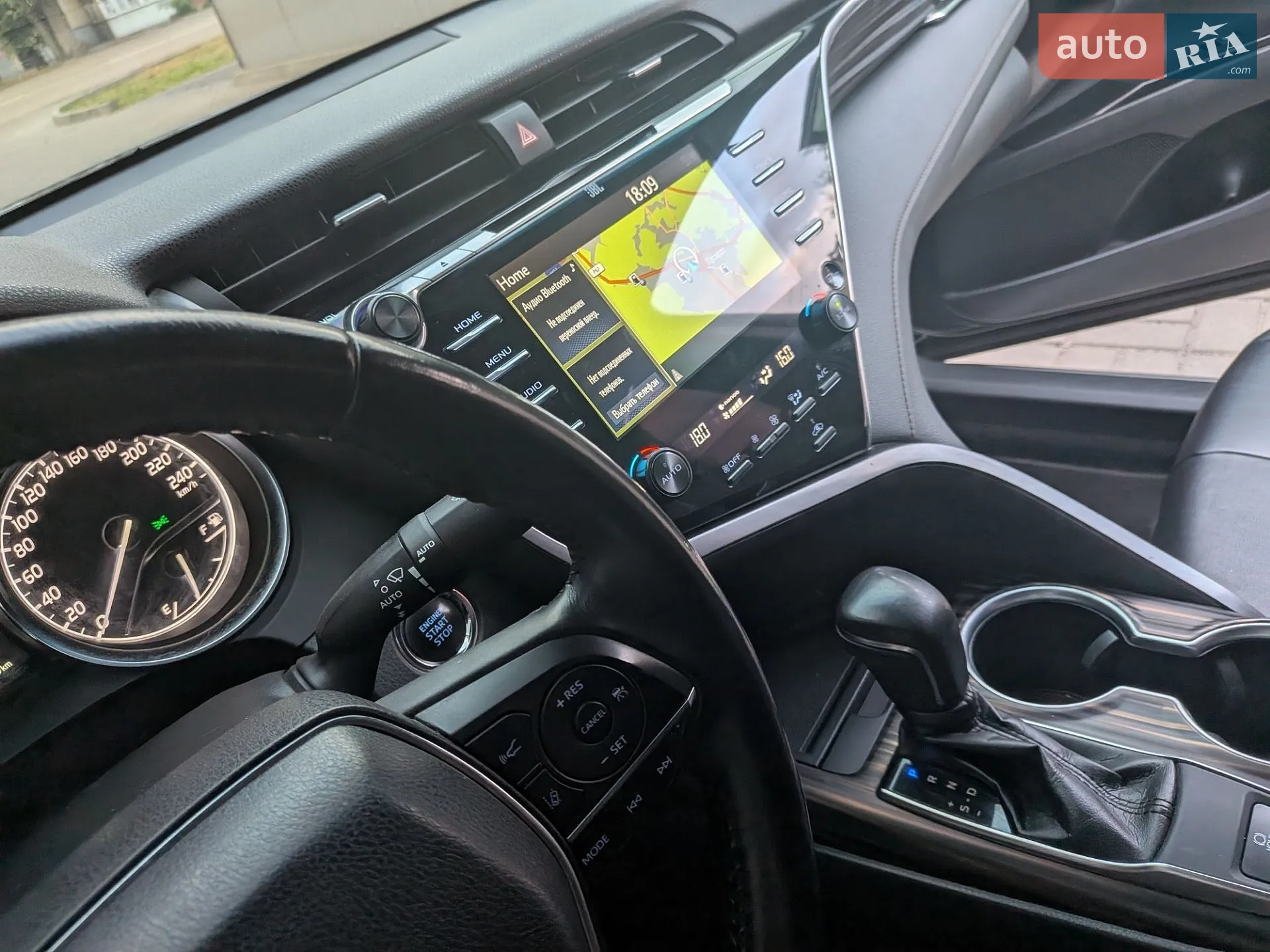 2018 Toyota Camry - мініатюра 18
