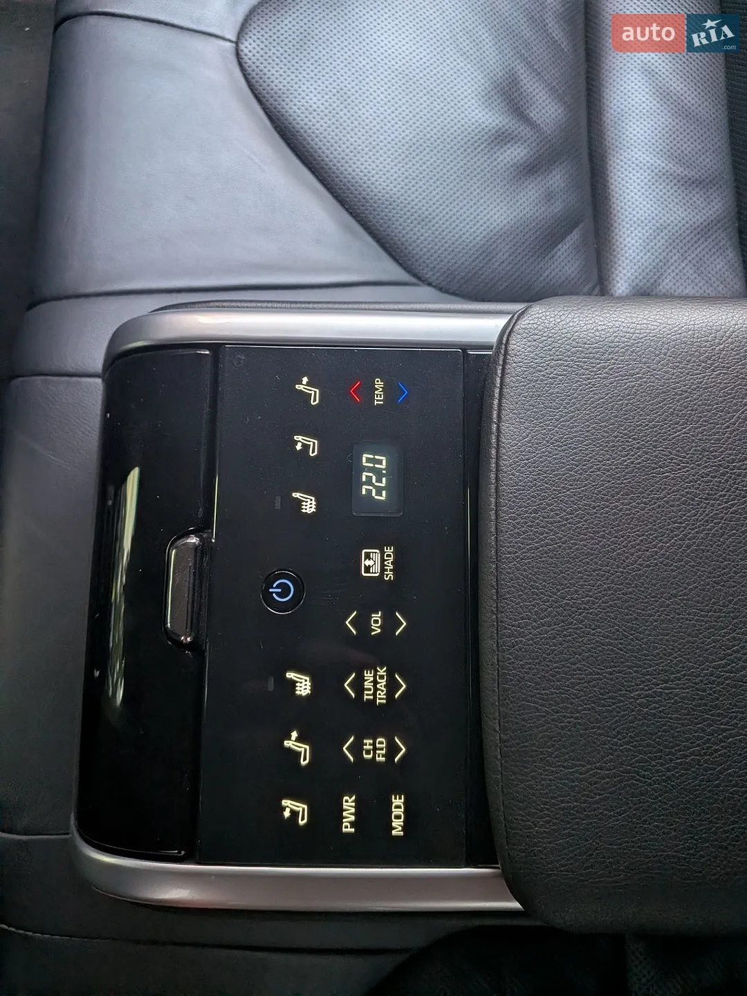 2018 Toyota Camry - мініатюра 17