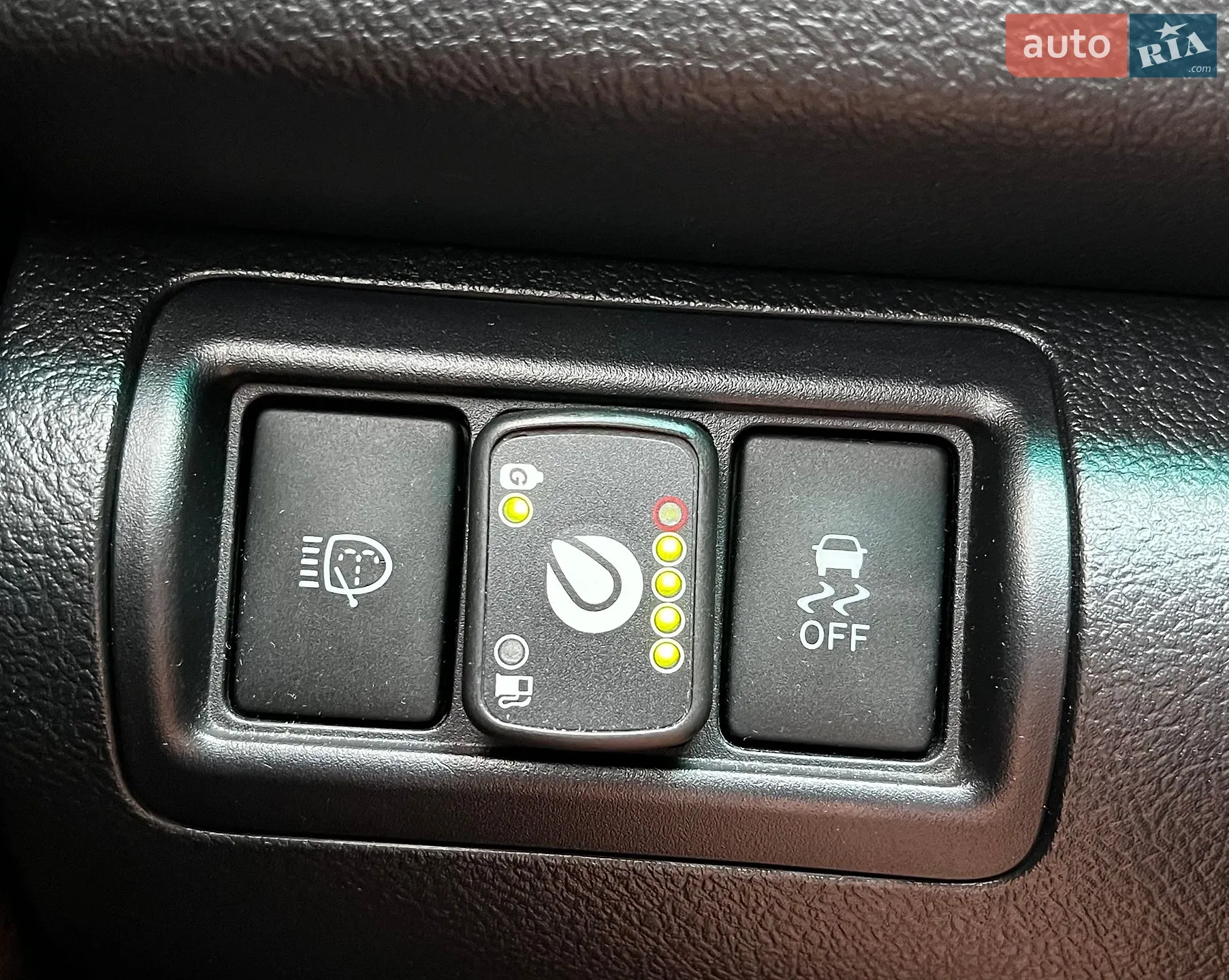 2016 Toyota Camry - мініатюра 29