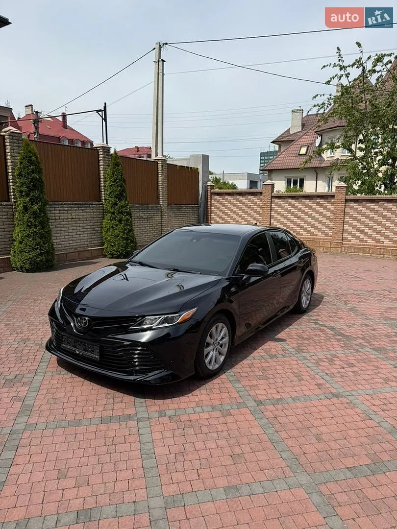 2019 Toyota Camry - мініатюра 3