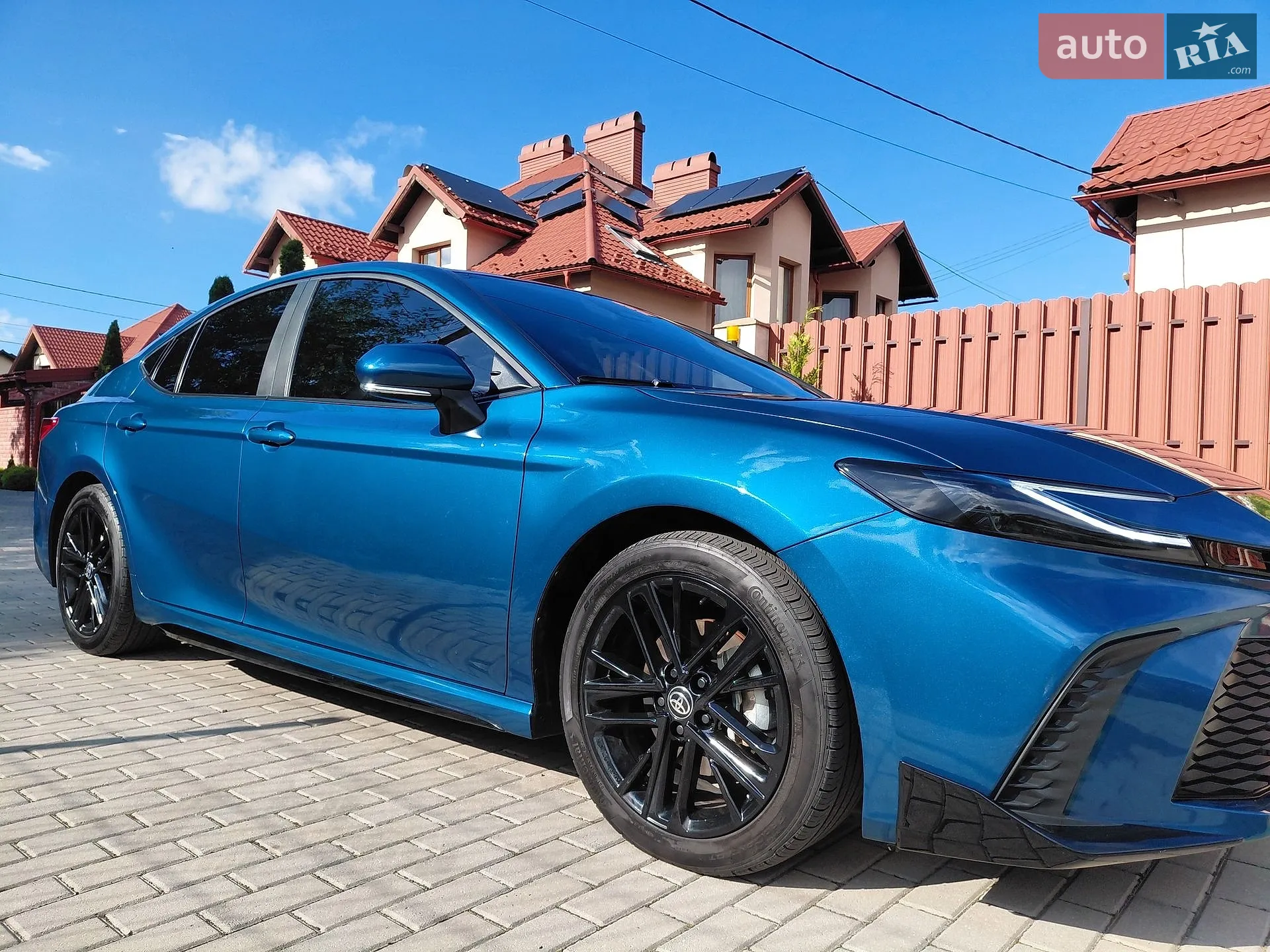 2025 Toyota Camry - фото 1