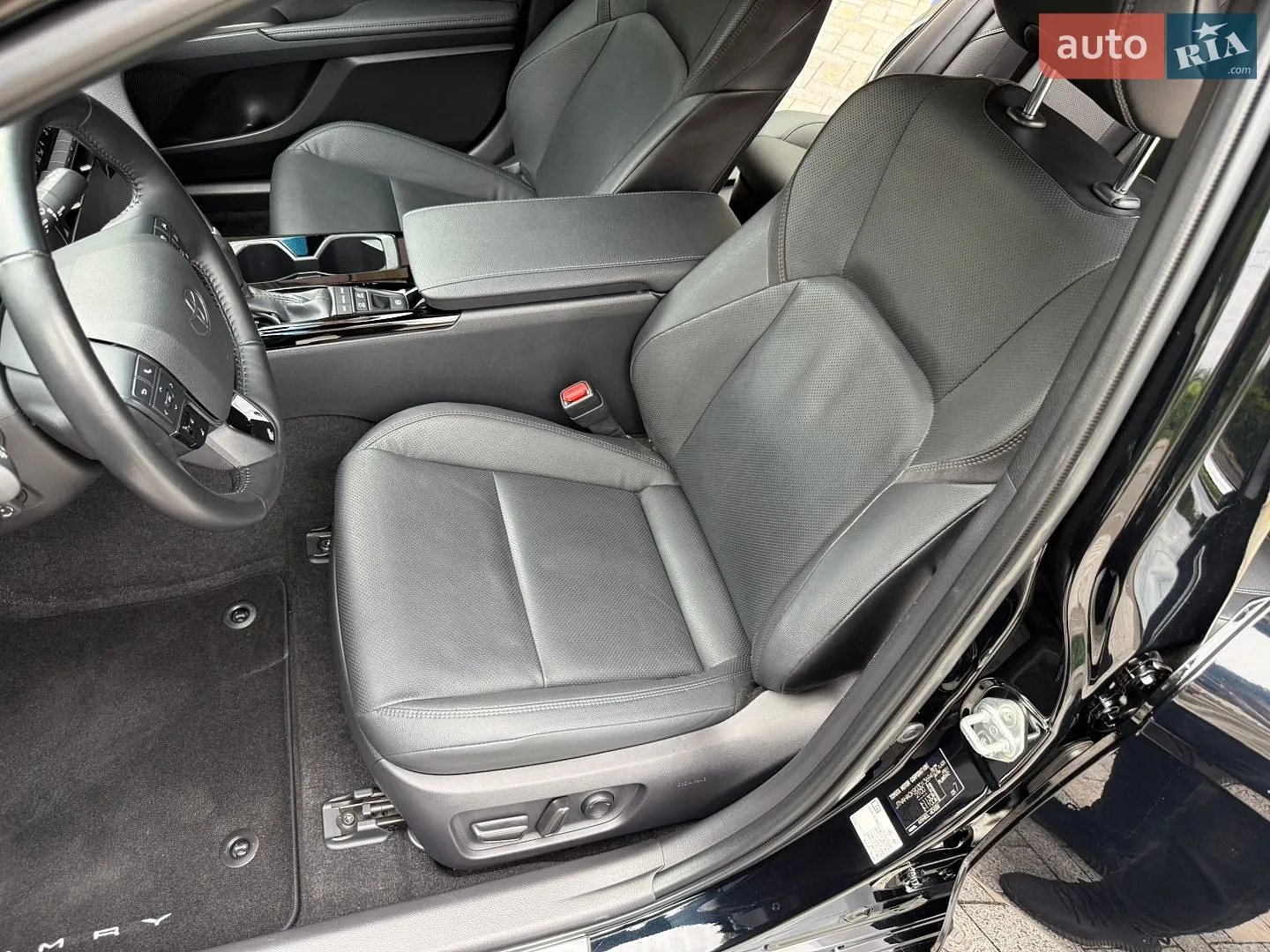 2024 Toyota Camry - мініатюра 31