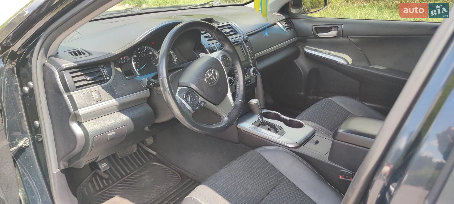 2014 Toyota Camry - мініатюра 12