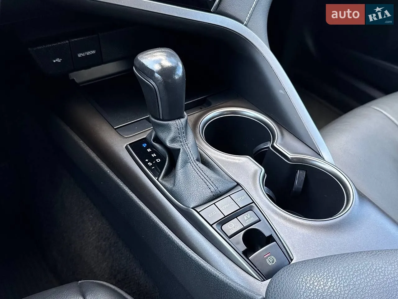 2022 Toyota Camry - мініатюра 31