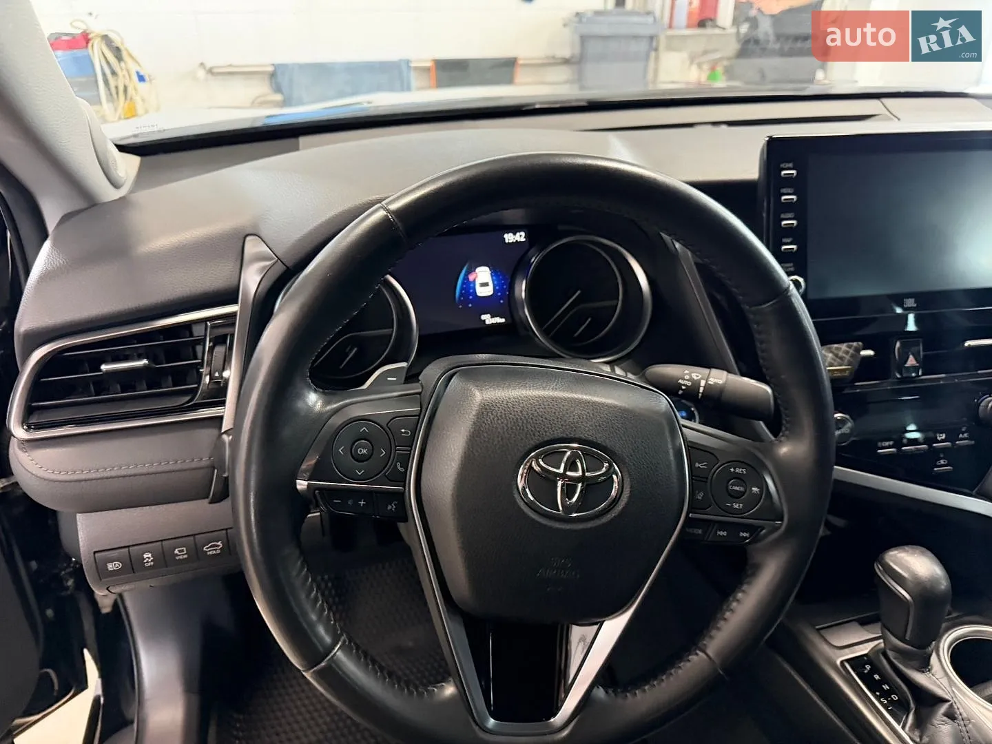 2023 Toyota Camry - мініатюра 18