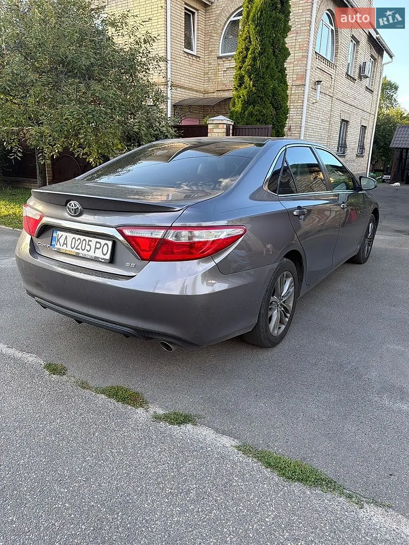 2016 Toyota Camry - мініатюра 3