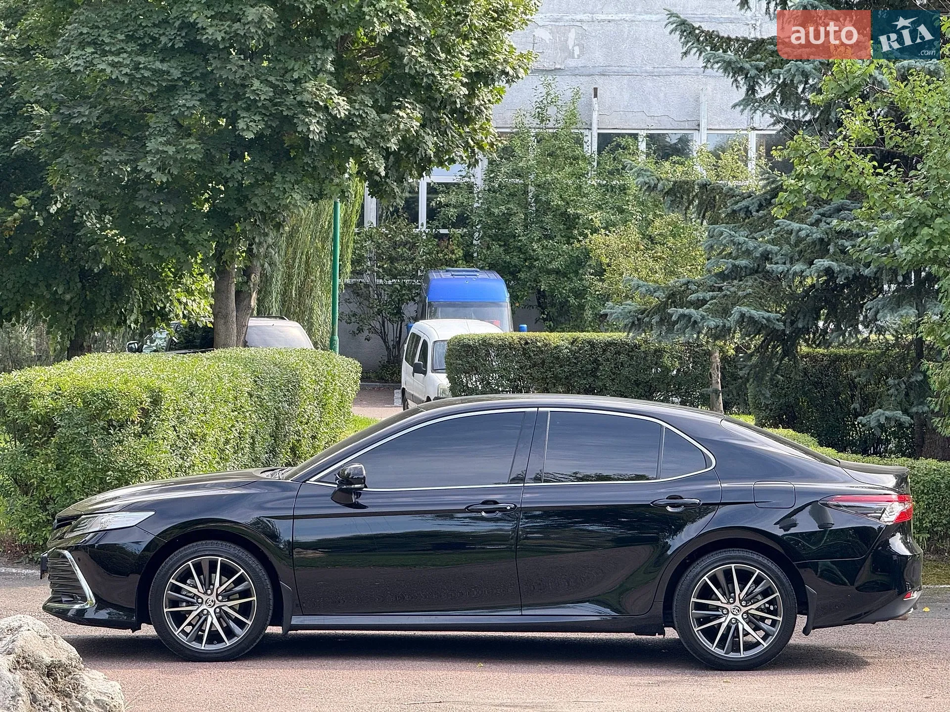 2024 Toyota Camry - мініатюра 2