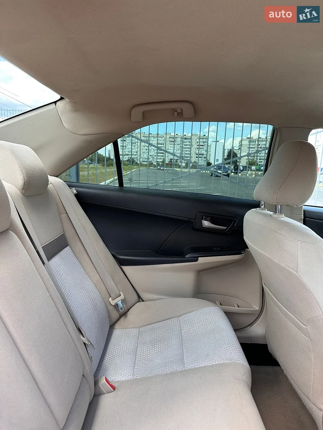 2011 Toyota Camry - мініатюра 10