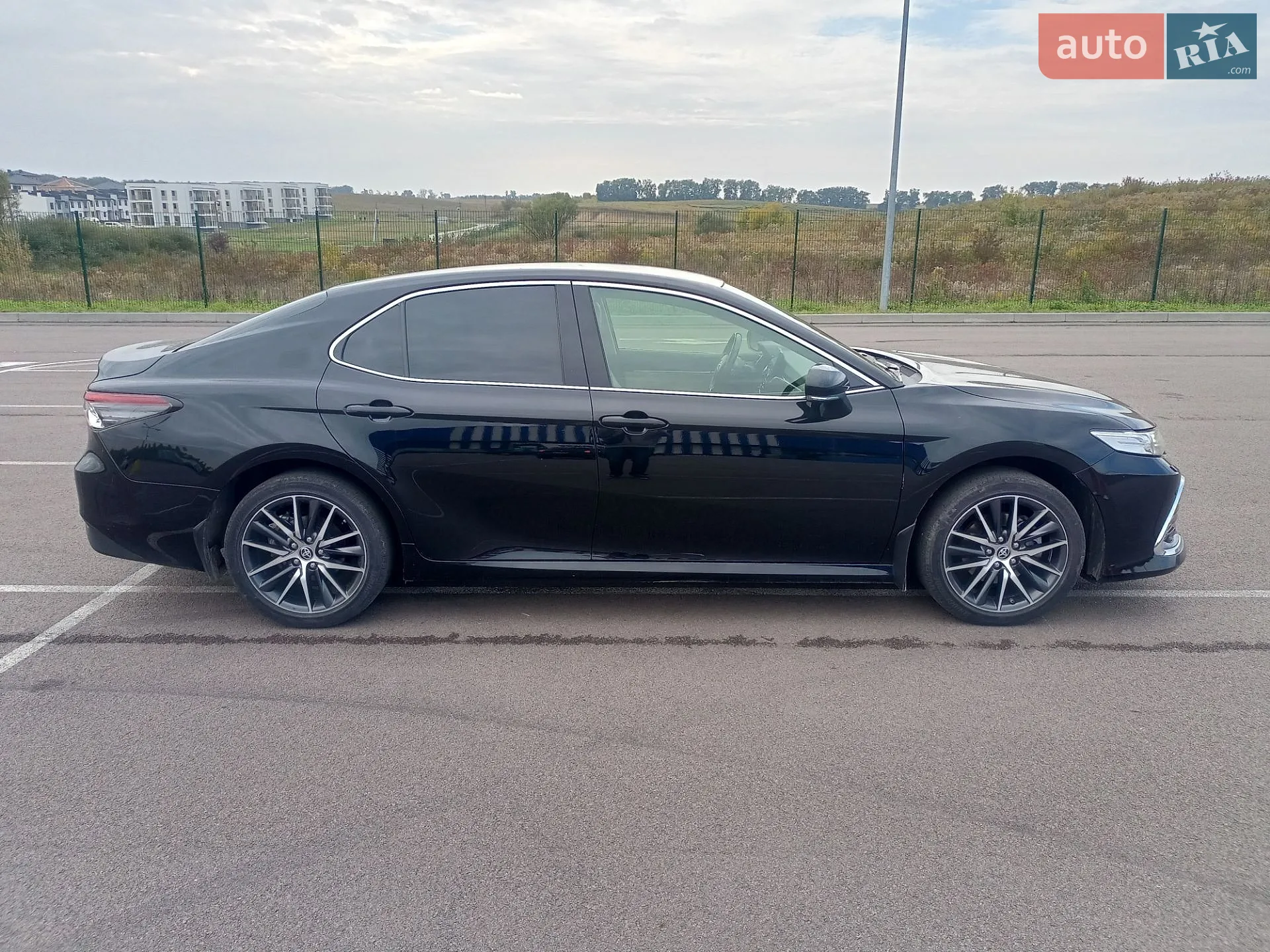 2021 Toyota Camry - мініатюра 4