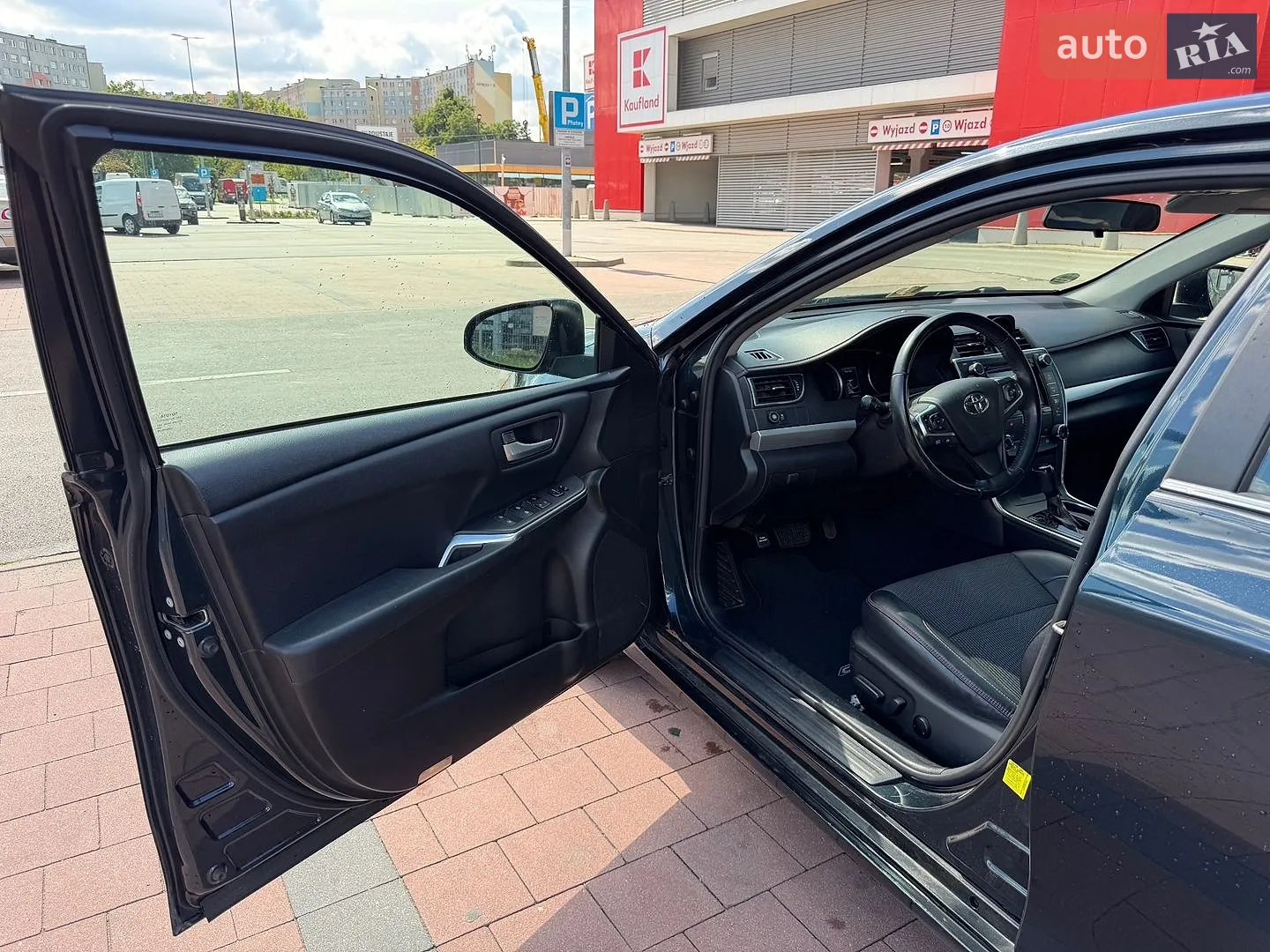 2016 Toyota Camry - мініатюра 10