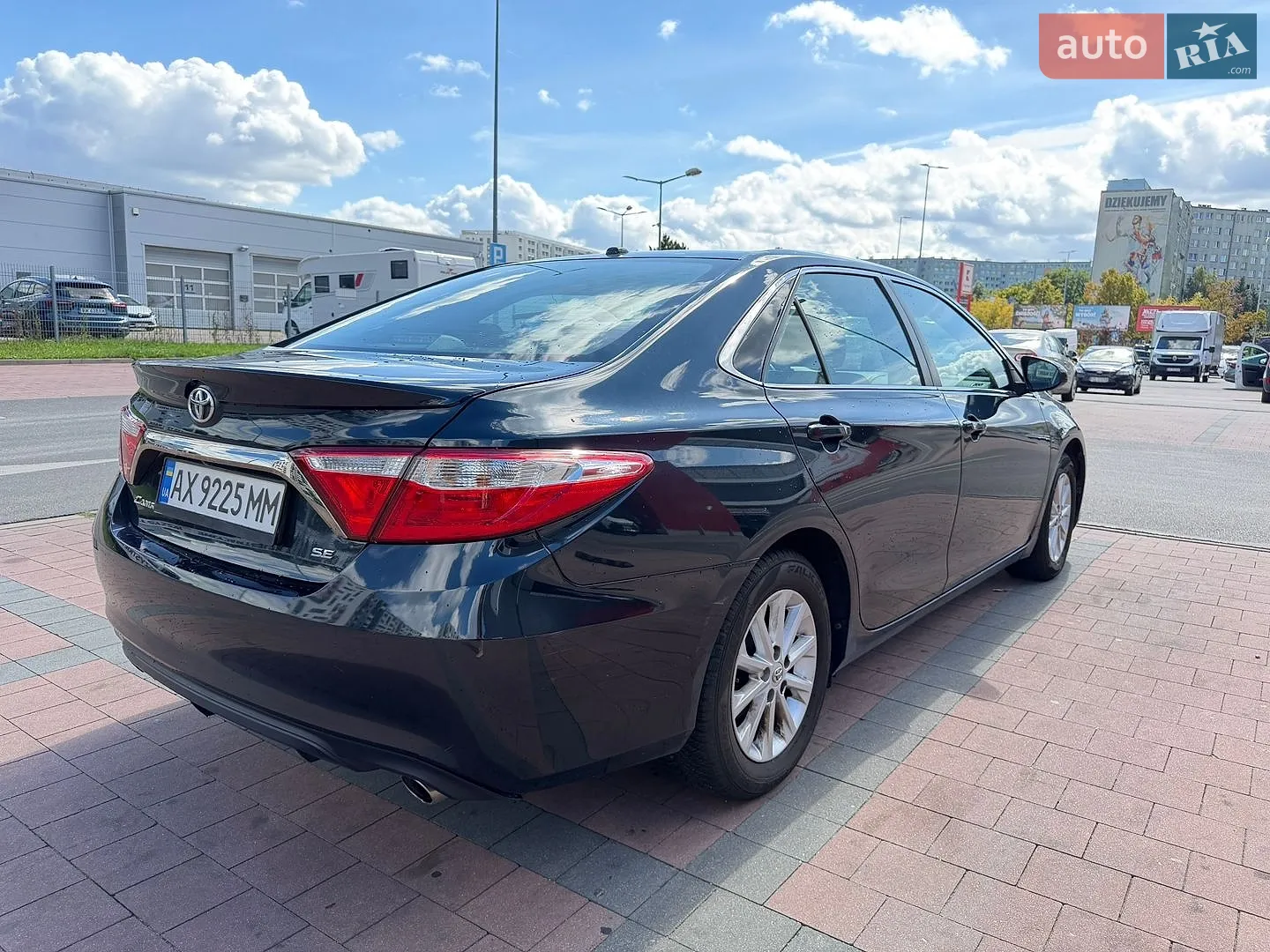 2016 Toyota Camry - мініатюра 4