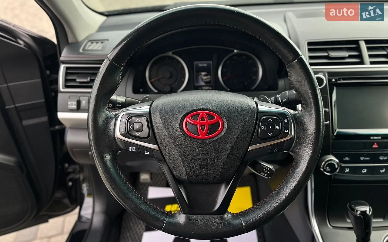 2016 Toyota Camry - мініатюра 12